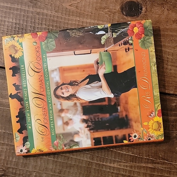 The Pioneer Woman Kitchen Pioneer Woman Cooks Ree Drummond Cookbook Poshmark